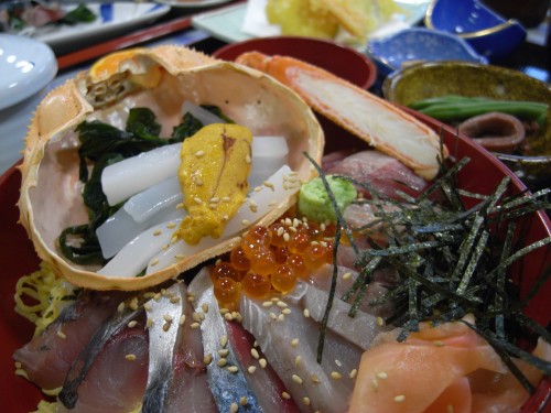 特選海鮮丼定食１９００円